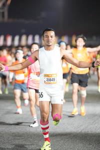 BIB: 513, 21849
                            <button type="button" onclick="openModal(19605685)" class="btn btn-primary btn-sm float-right btn-popup" data-toggle="modal" data-target=".modal-high-quality">
                        <i class="fas fa-shopping-cart"></i> Add to Cart
                    </button>
                                            <button type="button" onclick="isThisMe(19605685, true)" class="btn btn-success btn-sm float-right btn-popup btn-isme hidden" data-toggle="tooltip" data-placement="bottom" title="นี่คือรูปของคุณใช่ไหม คลิกที่นี่เพื่อเอาเข้าอัลบั้ม">
                        <i class="fas fa-plus"></i> Add to album
                    </button>
                    <button type="button" onclick="isThisMe(19605685, false)" class="btn btn-warning btn-sm float-right btn-popup btn-isnotme hidden">
                        <i class="fas fa-ban"></i> Remove from album
                    </button>
